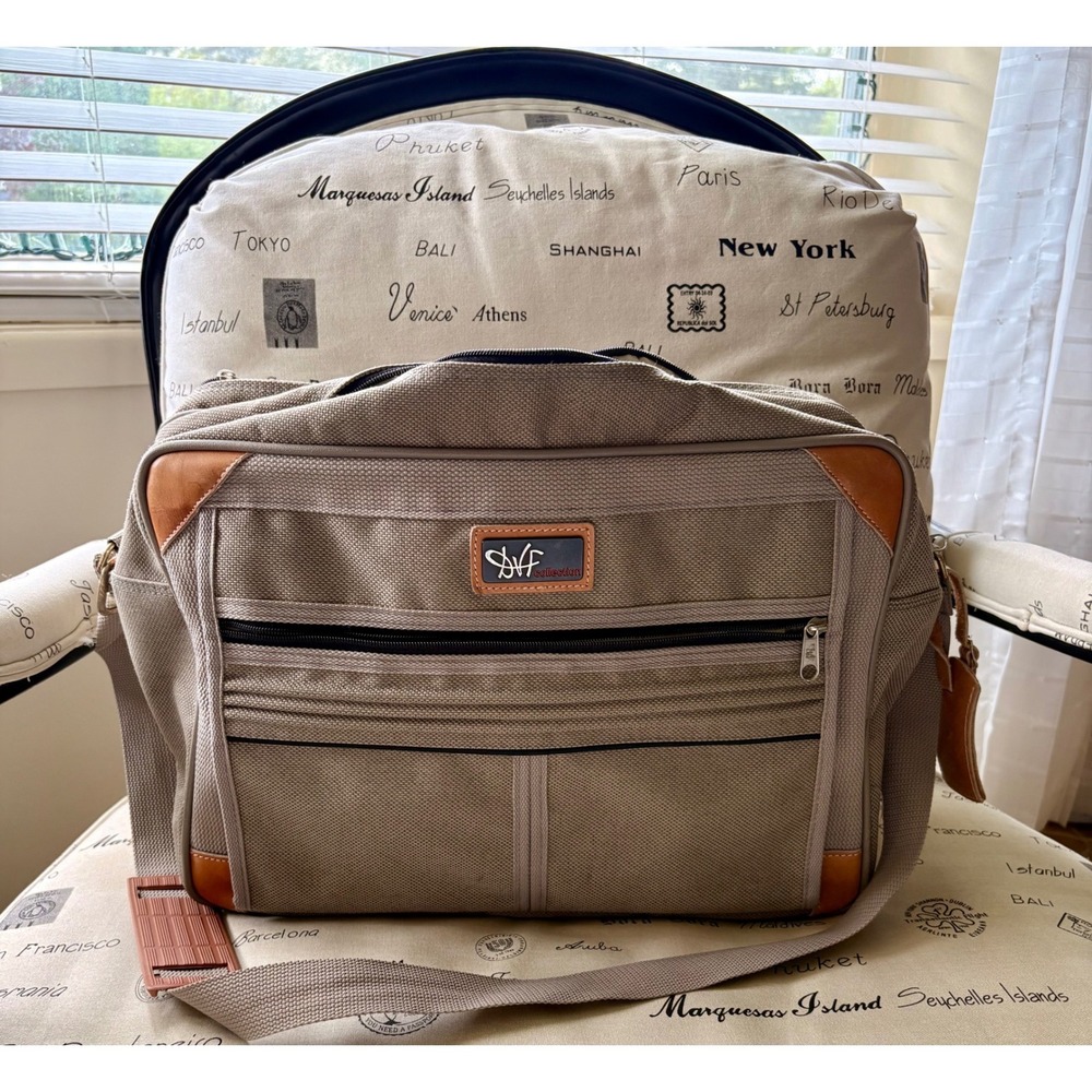 DVF Collection Taupe Canvas Messenger Travel Computer Carryon Bag Pockets Y2K